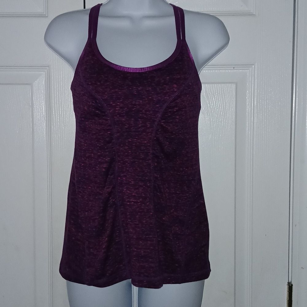 Zella athletic purple tank top with cross over straps in back Sz S NWOT